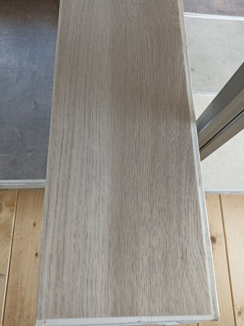 Lvt pod 4